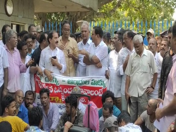 Visakhapatnam Steel Plant workers stage sit-in protest (Photo/ANI)