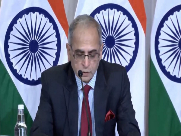 Foreign Secretary Vinay Mohan Kwatra addresses a media briefing in Sydney. (Photo: YouTube/MEA)