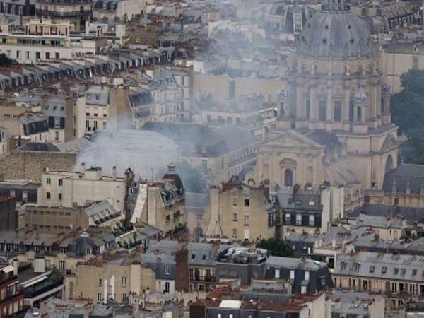 Gas explosion destroys building in Paris. (Photo Credit - Reuters)