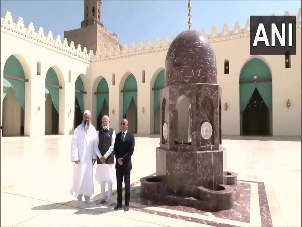 PM Modi visits Al-Hakim Mosque in Cairo (Photo/ANI)