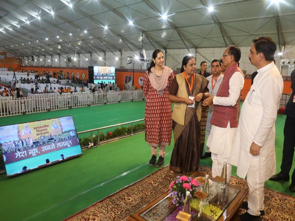 CM Chouhan taking stock of preparation (Photo/ANI)