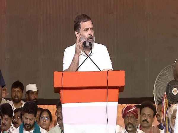 Rahul Gandhi at Khamamm (Photo/ANI)